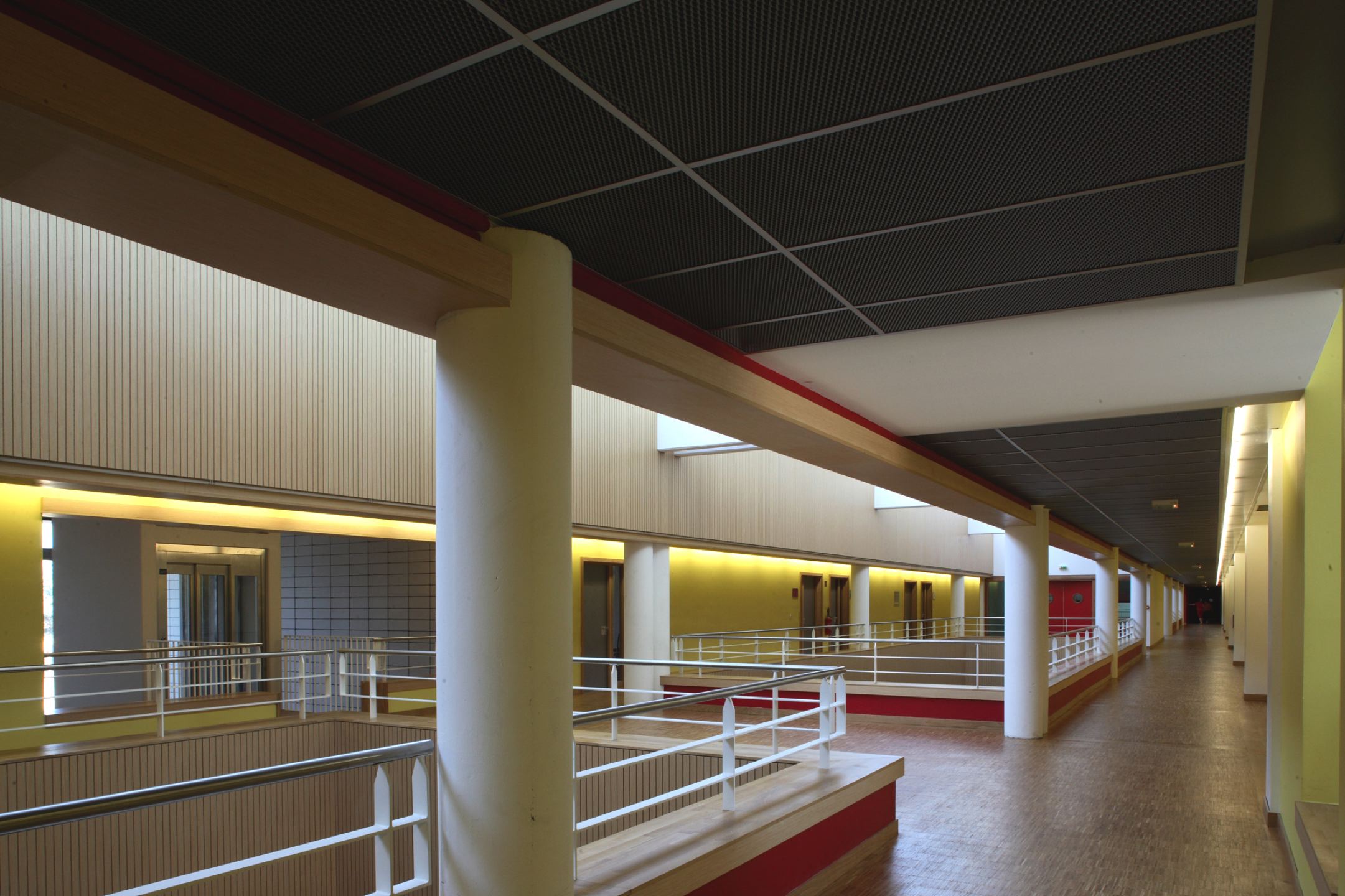 Rénovation parquet bâtiment public – Les Ponceurs Réunis