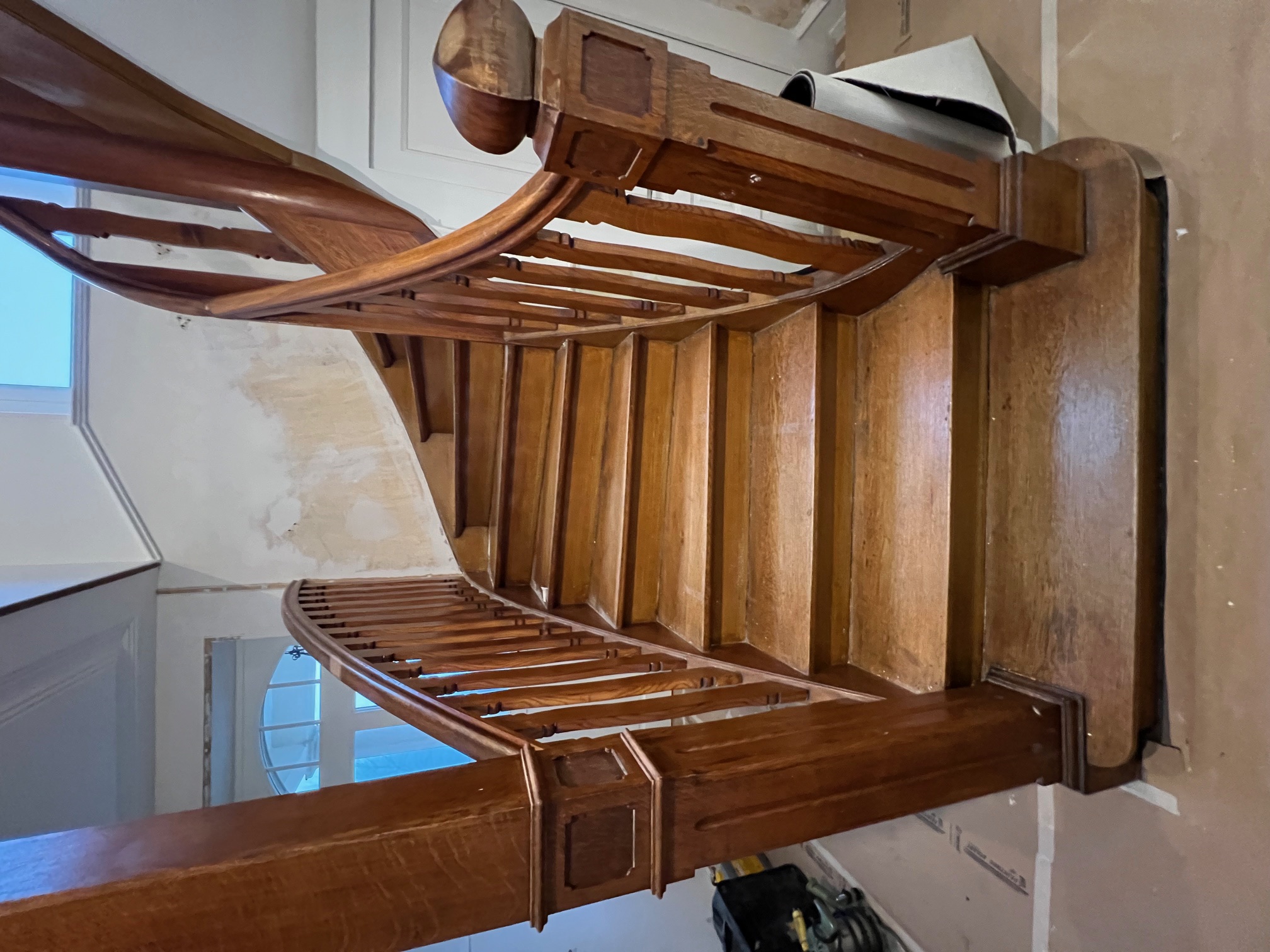 Entretien Parquet à Illkirch-Graffenstaden : Ponçage, Vitrification & Huilage Professionnel
